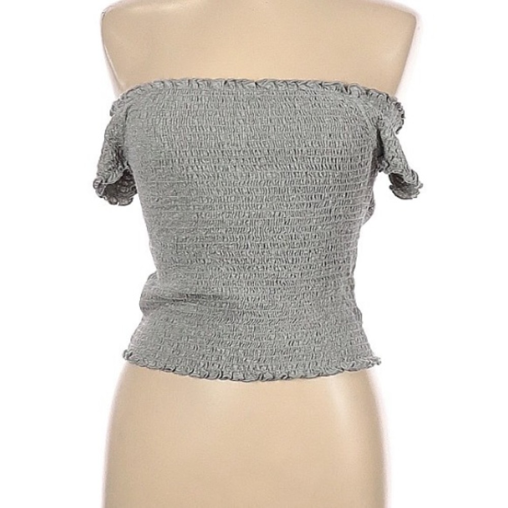 Urban Outfitters Kimchi Blue Large Grey off the Shoulder Smocked Crop Top - Picture 8 of 9
